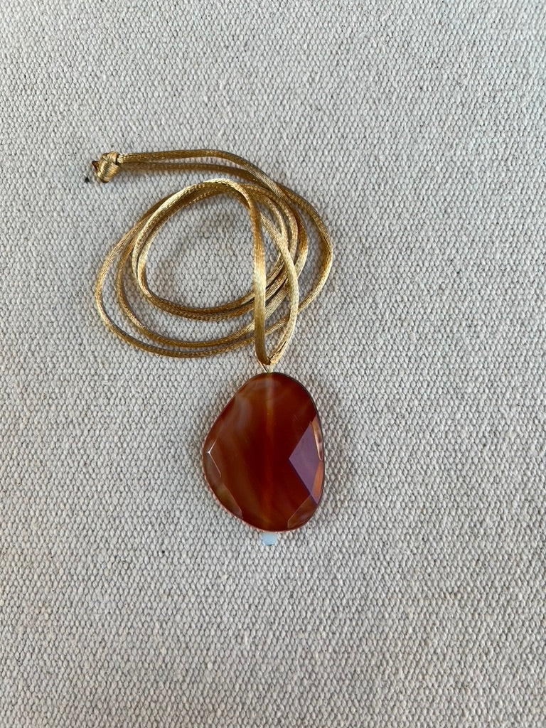 Collar piedra Grande