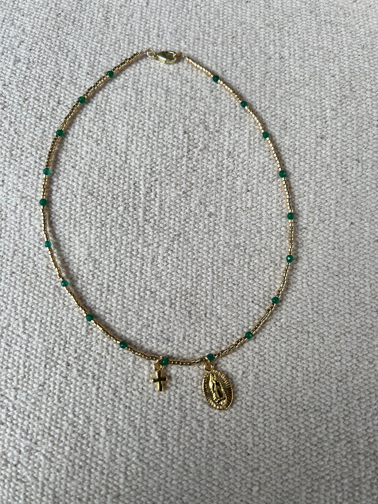 Collar Virgen y Cruz