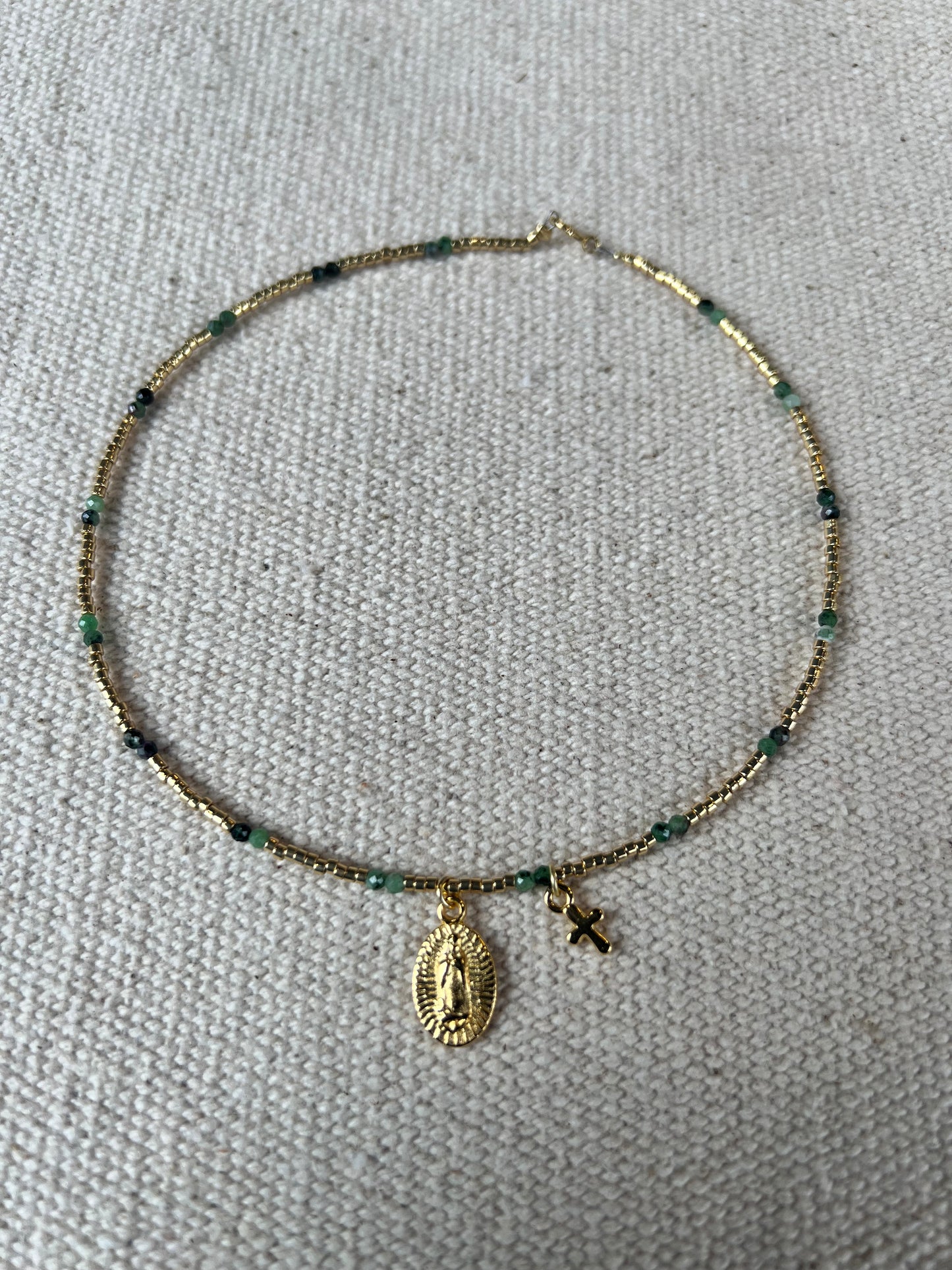 Collar Virgen y Cruz