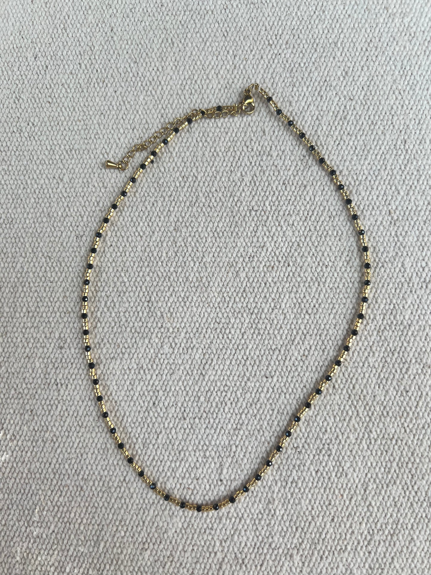 Collar Miyuki Negro