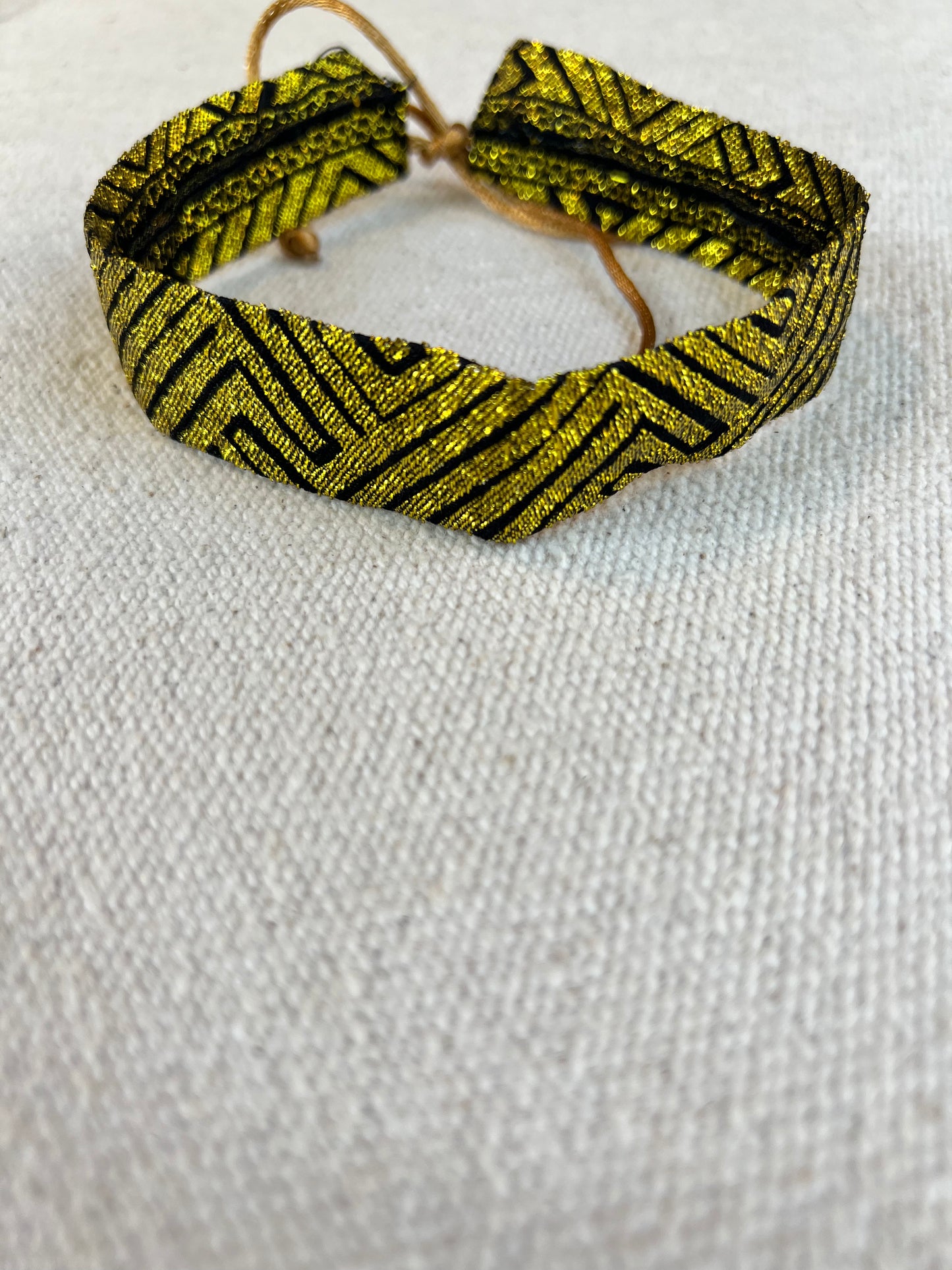 Choker Dorado