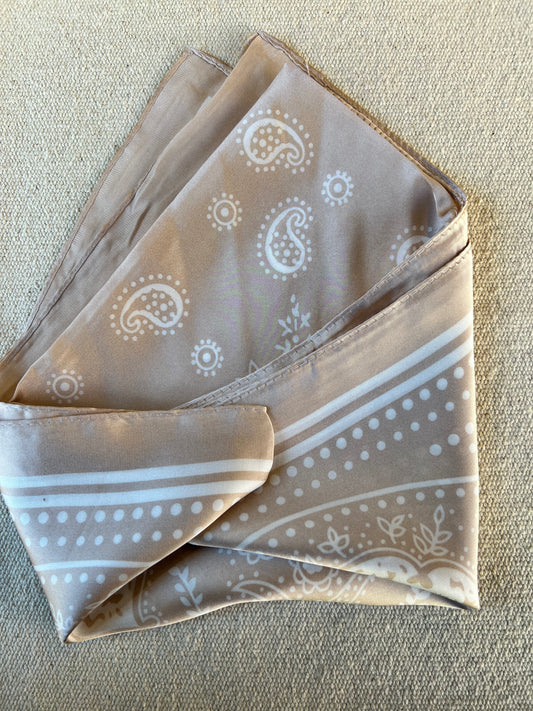 Pañuelo Beige