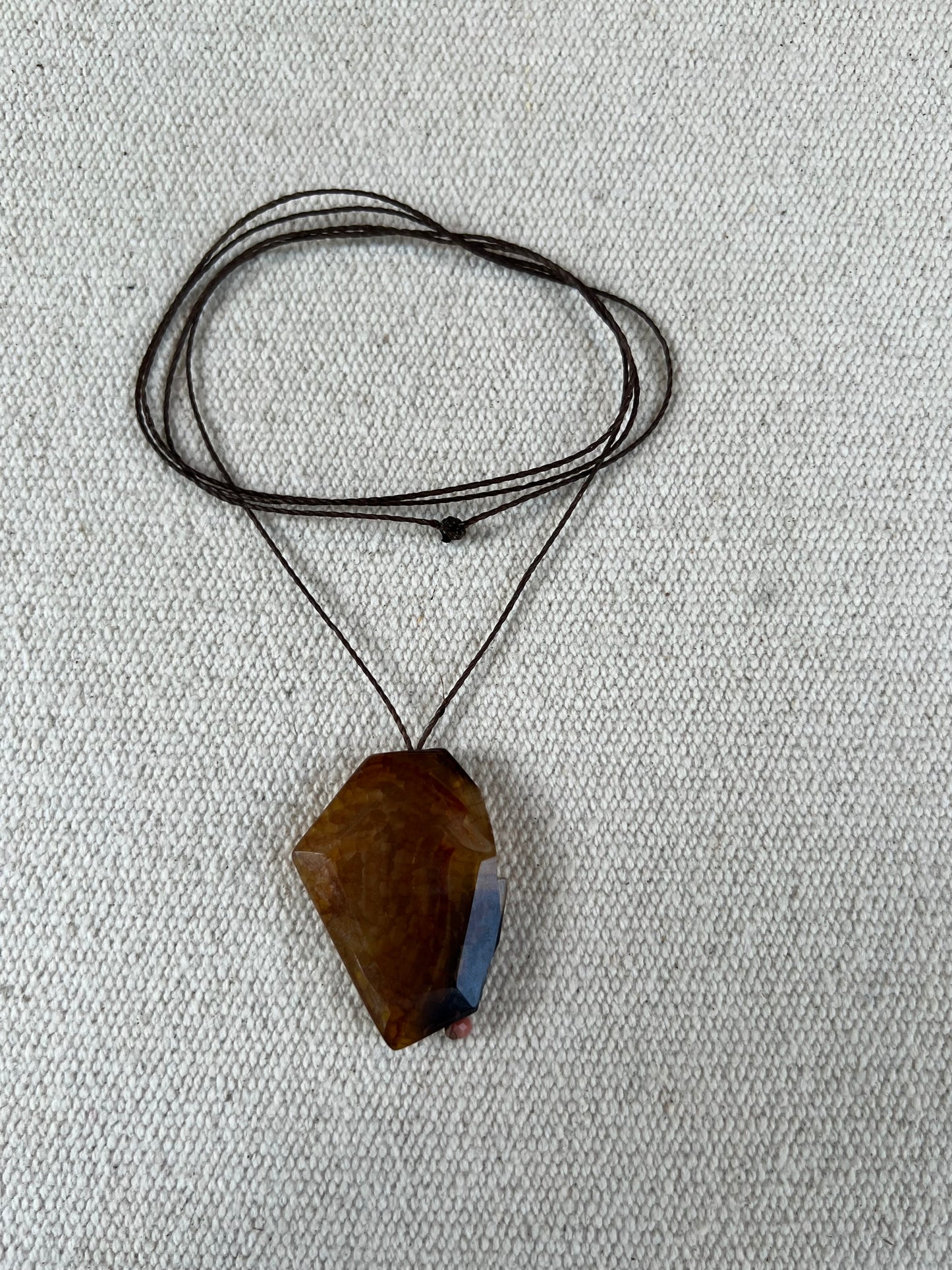 Piedra Irregular Marrón oscuro