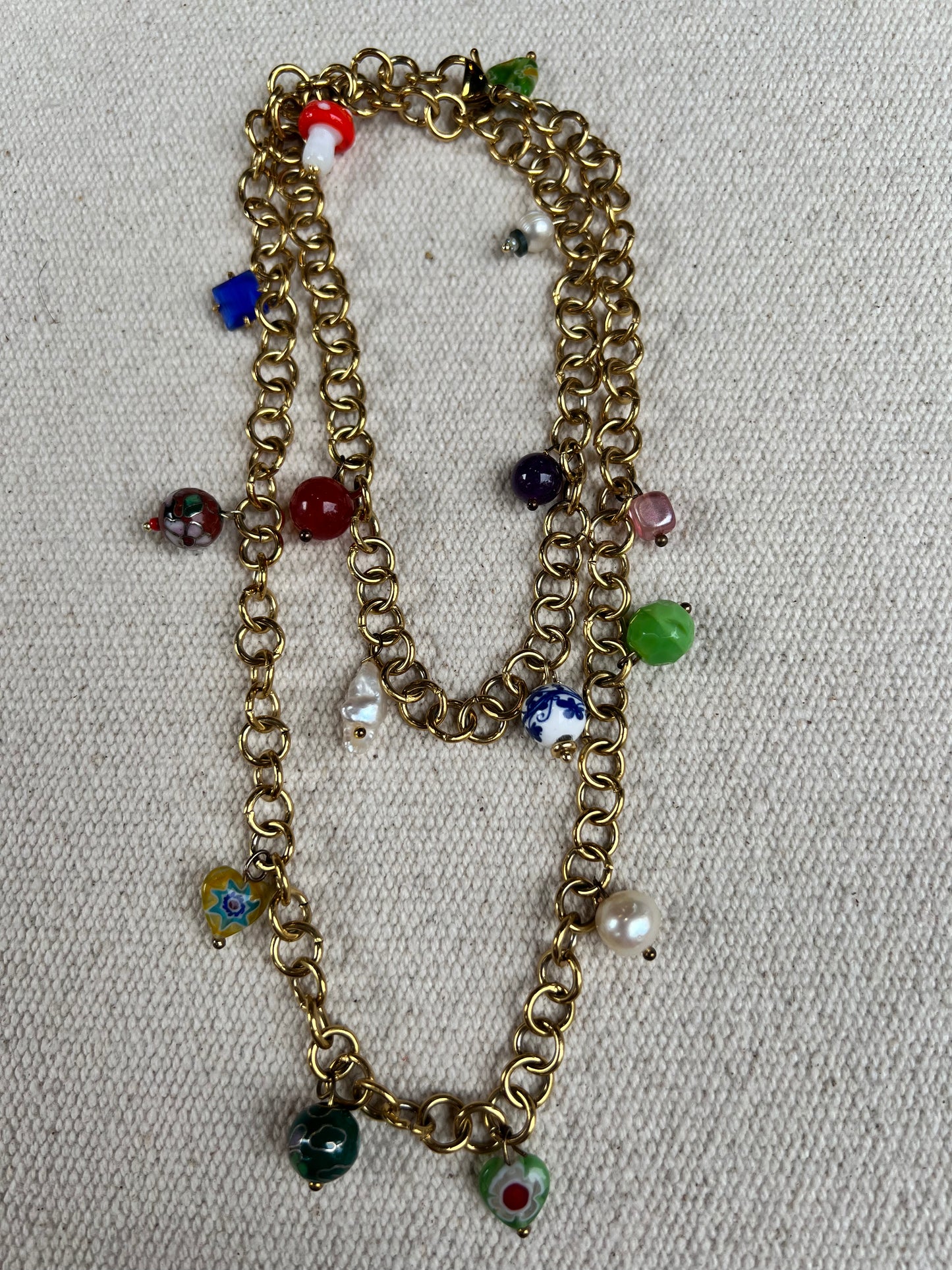 Cadena Charms